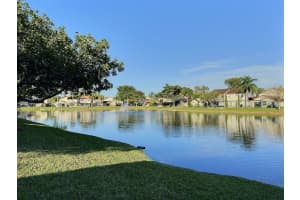 317 NW 109th Ave 317, Pembroke Pines, FL 33026 Sold 05/21/24