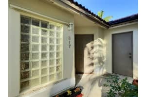 317 NW 109th Ave 317, Pembroke Pines, FL 33026 Sold 05/21/24