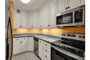 200 NE 19th Ct #110m, Wilton Manors, FL 33305, Sold 07/31/24