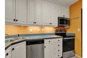 200 NE 19th Ct #110m, Wilton Manors, FL 33305, Sold 07/31/24