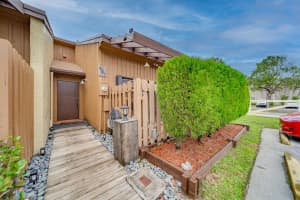 4151 SW 85th Ave, Davie, FL 33328, Sold 04/11/24