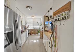 18041 Biscayne Blvd 1805-4, Aventura, FL 33160 Sold 12/03/24