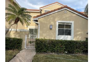 1765 Seagrape Way 1765, Hollywood, FL 33019 Sold 03/07/24