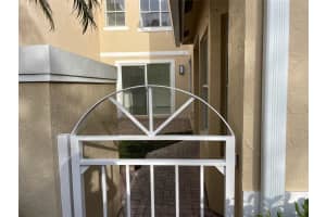 1765 Seagrape Way 1765, Hollywood, FL 33019 Sold 03/07/24