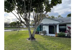 6114 Woodlake Blvd 6114, Greenacres, FL 33463 Sold 03/13/24