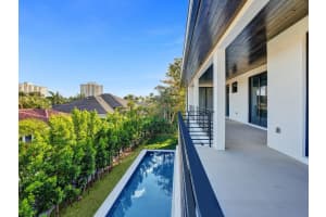 7 Gatehouse Rd, Sea Ranch Lakes, FL 33308 Sold 11/20/24