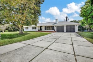 13220 SW 28th Pl, Davie, FL 33330 Sold 09/13/24