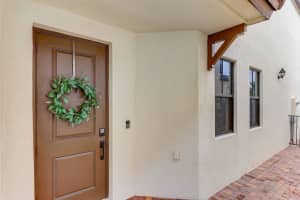 5313 NW 50th Ter, Tamarac, FL 33319 Sold 05/07/24