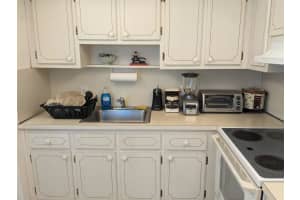 1380 NW 43rd Ter 304, Lauderhill, FL 33313 Sold 04/25/24