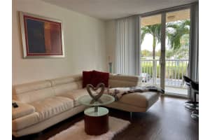 1341 SE 3rd Ave 211, Dania Beach, FL 33004 Sold 04/01/24