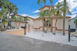 8694 Kimble Way, Boca Raton, FL 33433 Sold 04/30/24