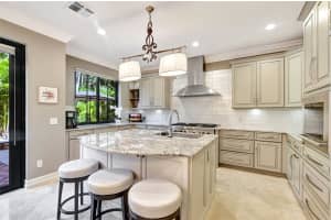 77 SE Olive Way, Boca Raton, FL 33432 Sold 07/15/24