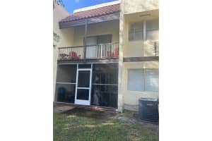 5716 NW 17th Ct 17, Lauderhill, FL 33313 Sold 10/04/24