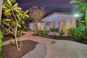 1406 Scott St, Hollywood, FL 33020 Sold 01/15/25