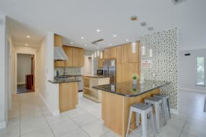 1406 Scott St, Hollywood, FL 33020 Sold 01/15/25