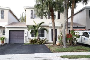 9571 Santa Rosa Dr #505, Tamarac, FL 33321, Sold 03/29/24