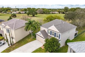 9729 N Grand Duke Cir, Tamarac, FL 33321 Sold 04/10/24
