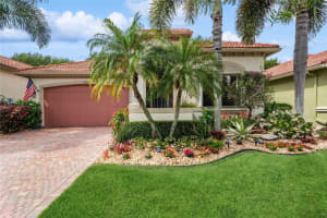 9696 Isles Cay Dr, Delray Beach, FL 33446 Sold 05/30/24