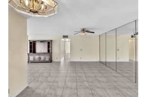 922 NE 199th St 1E, Miami, FL 33179 Sold 11/25/24