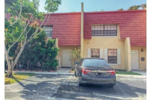 58 N Canterbury Ln 58, Tamarac, FL 33319 Sold 10/18/24