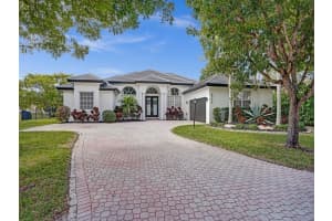 8324 NW 44th St, Coral Springs, FL 33065, Sold 04/05/24