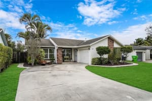 11707 NW 39th St, Sunrise, FL 33323 Sold 04/05/24