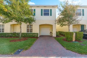 128 SW 7th Ct, Pompano Beach, FL 33060 Sold 04/10/24