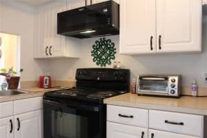 113 Royal Park Dr #4e, Oakland Park, FL 33309, Sold 04/18/24