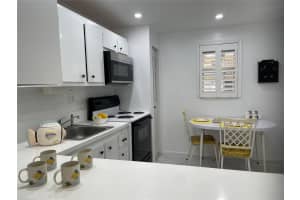 4629 Poinciana St 207, Lauderdale By The Sea, FL 33308 Sold 04/22/24