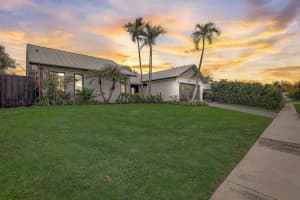 150 Mohigan Cir, Boca Raton, FL 33487 Sold 04/16/24