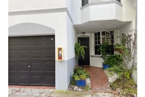 701 SW 148th Ave APT 111, Davie, FL 33325, Sold 08/02/24