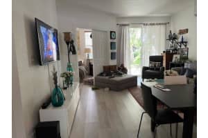 701 SW 148th Ave APT 111, Davie, FL 33325, Sold 08/02/24