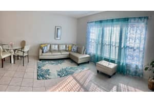 3220 NE 10th St APT 7, Pompano Beach, FL 33062, Sold 09/04/24