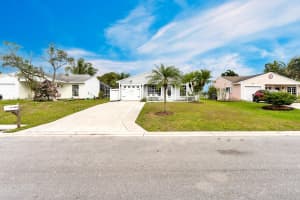 9123 Carma Dr, Boynton Beach, FL 33472 Sold 04/03/24