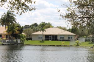 12731 Countryside Ter, Cooper City, FL 33330 Sold 04/26/24