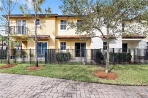 6959 Long Pine Cir 6959, Coconut Creek, FL 33073 Sold 04/11/24