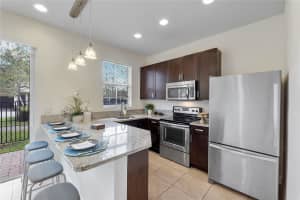 6959 Long Pine Cir 6959, Coconut Creek, FL 33073 Sold 04/11/24