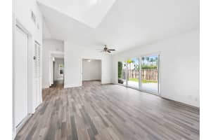 9818 SW 57th St, Cooper City, FL 33328 Sold 04/05/24