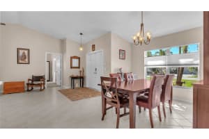 9821 SW 15th Dr, Plantation, FL 33324 Sold 04/05/24