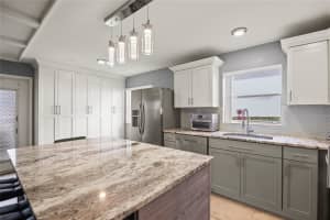 352 Saxony Trail 352, Delray Beach, FL 33446 - MLS#F10426025