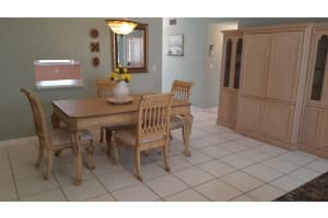 301 Cambridge Rd 307, Hollywood, FL 33024 Sold 04/12/24
