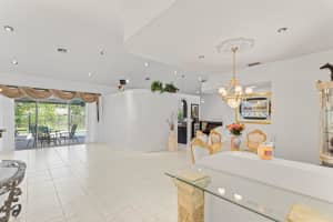 10025 NW 47th St, Coral Springs, FL 33076 Sold 07/22/24