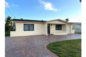 6880 NW 26th St, Sunrise, FL 33313 Sold 04/30/24