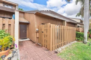 4168 S Pine Island Rd, Davie, FL 33328 Sold 05/30/24