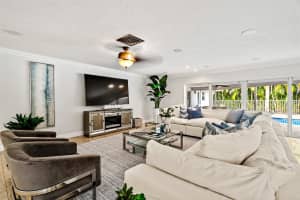 4402 Queen Palm Ln, Tamarac, FL 33319 Sold 05/01/24