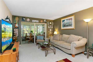 1015 Country Club Dr 406, Margate, FL 33063 Sold 05/08/24