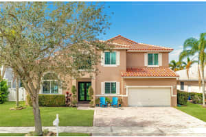 5652 NW 108th Way, Coral Springs, FL 33076 Sold 06/18/24