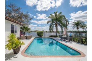 1460 Lantana Dr, Weston, FL 33326 Sold 04/22/24