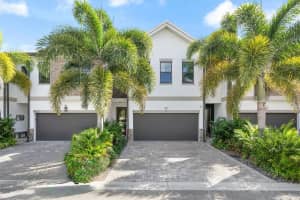 4524 E Aqua Bella Ln, Fort Lauderdale, FL 33312 Sold 06/13/24