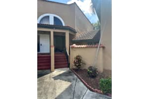 9151 W Sunrise Blvd 9151, Plantation, FL 33322 Sold 04/19/24